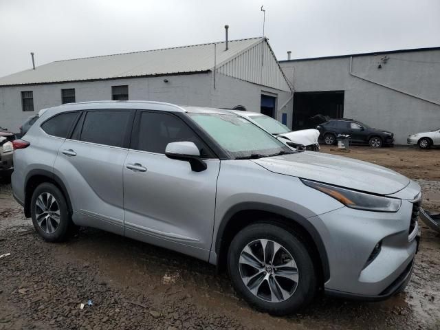 2021 Toyota Highlander XLE