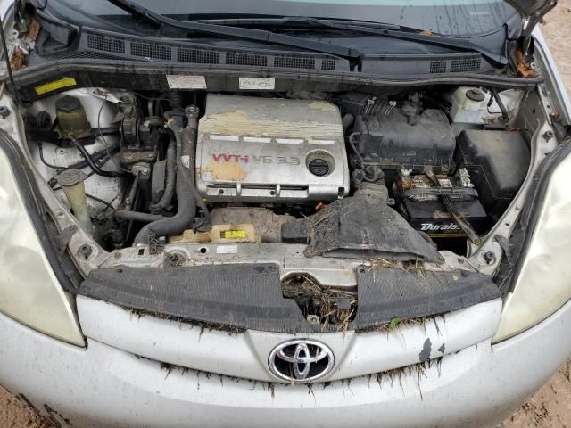 2006 Toyota Sienna XLE