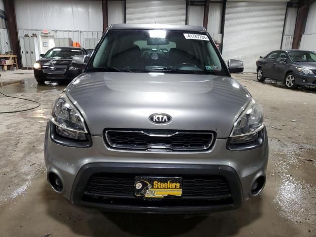 2013 KIA Soul +