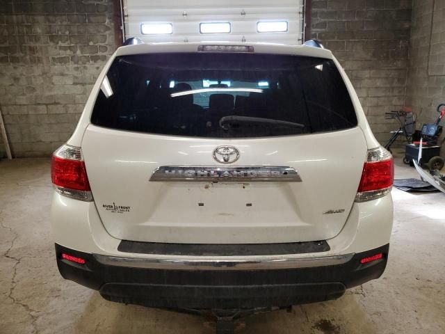 2013 Toyota Highlander Base