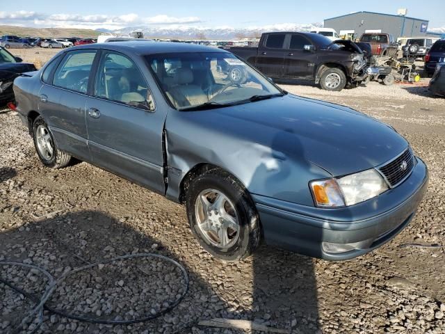 1999 Toyota Avalon XL