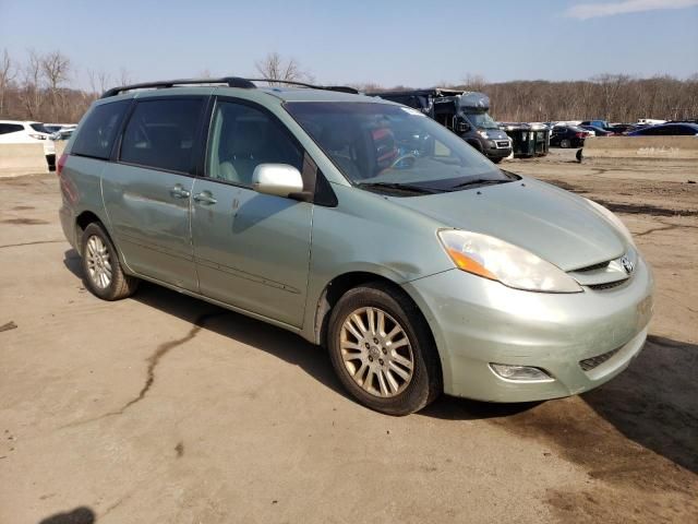 2008 Toyota Sienna XLE