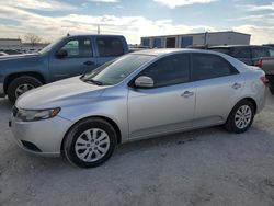 KIA Forte EX Vehiculos salvage en venta: 2012 KIA Forte EX