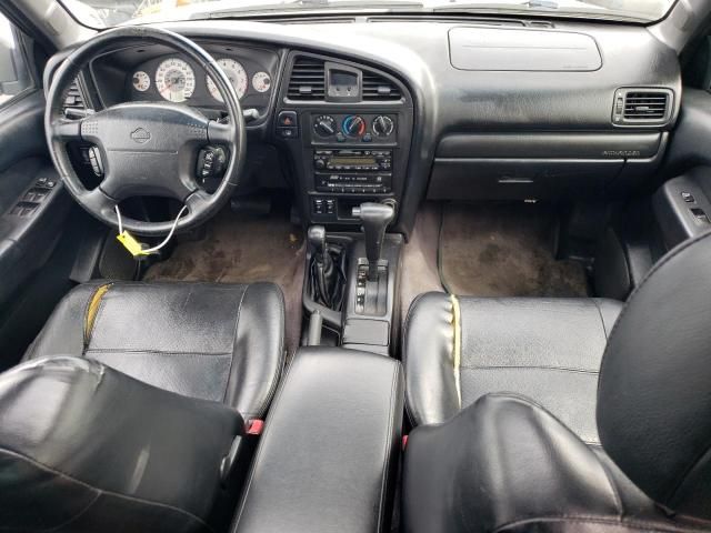 2001 Nissan Pathfinder LE