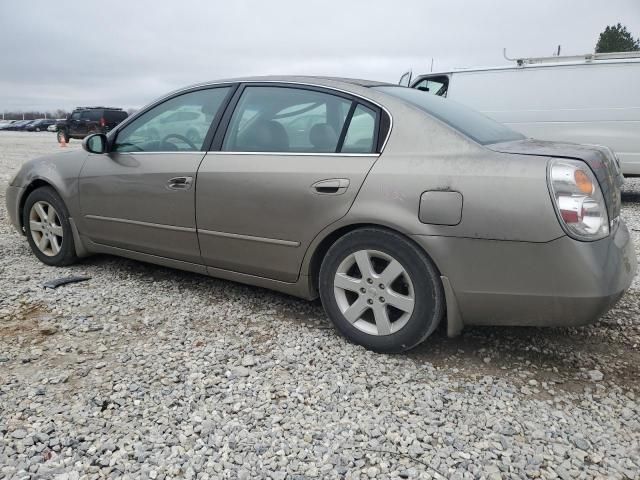 2002 Nissan Altima Base