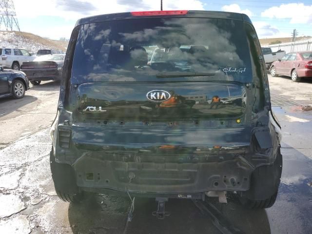 2016 KIA Soul +