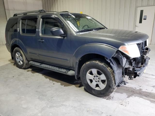 2006 Nissan Pathfinder LE