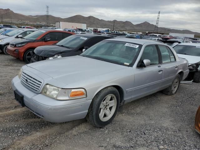 2002 Ford Crown Victoria LX