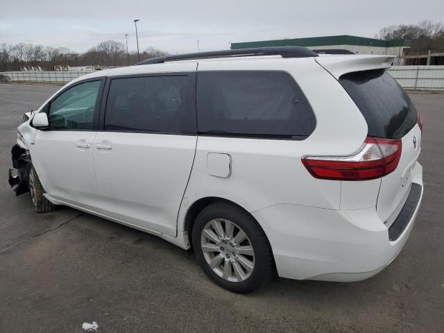 2017 Toyota Sienna LE