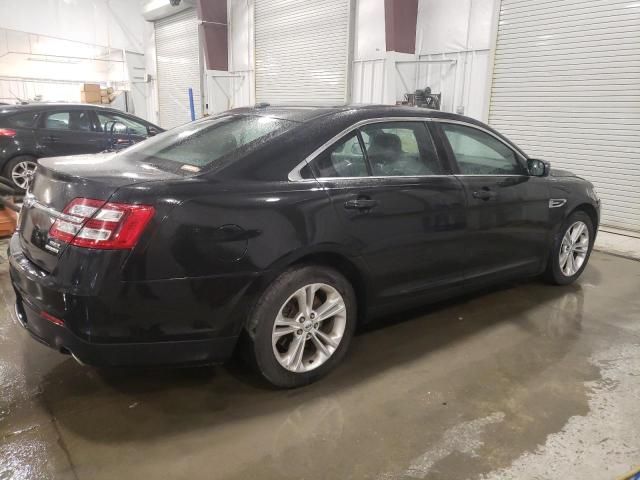 2014 Ford Taurus SEL