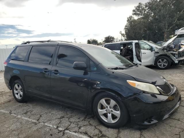 2012 Toyota Sienna LE