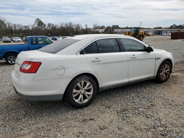 2010 Ford Taurus SEL