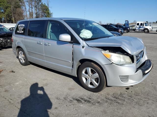 2010 Volkswagen Routan SE