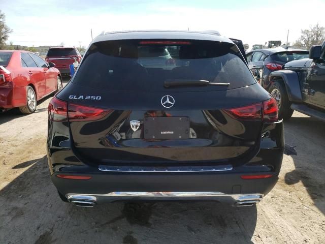 2022 Mercedes-Benz GLA 250