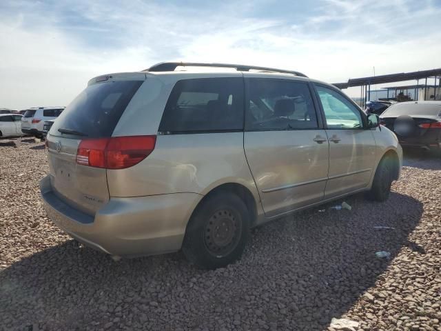 2004 Toyota Sienna CE