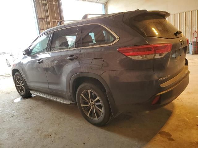 2019 Toyota Highlander SE