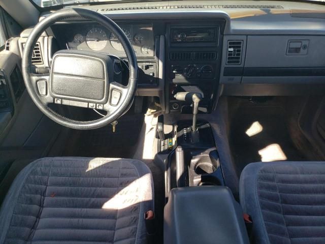 1995 Jeep Grand Cherokee Laredo