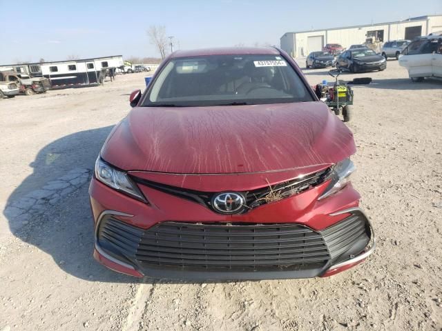 2022 Toyota Camry LE