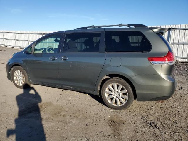 2011 Toyota Sienna LE