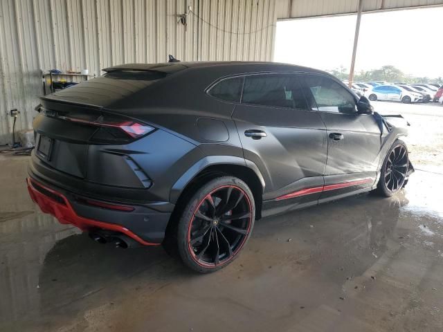 2020 Lamborghini Urus