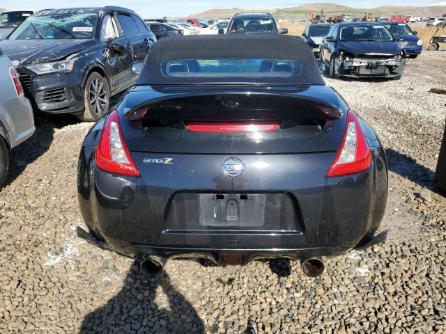 2011 Nissan 370Z Base