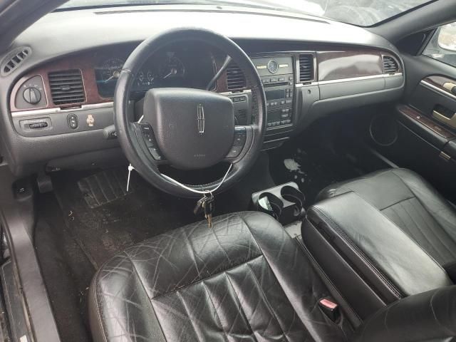 2006 Lincoln Town Car Executive