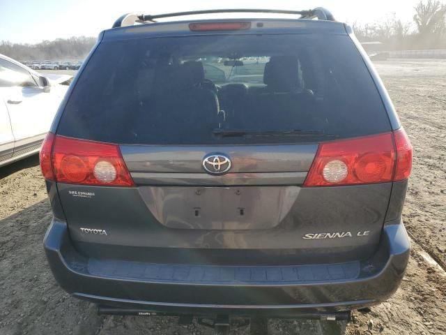 2009 Toyota Sienna CE