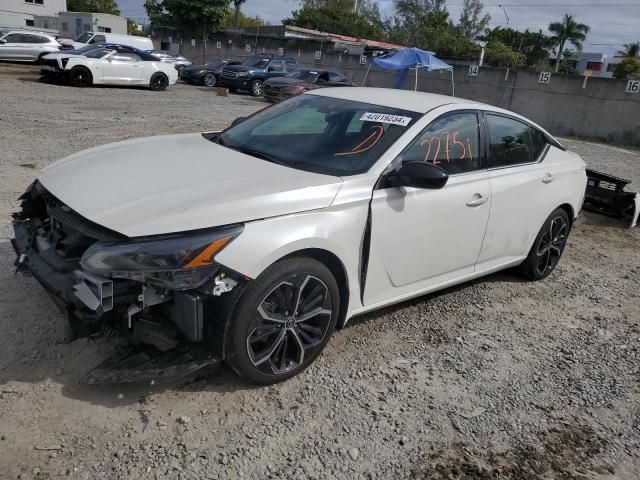 2023 Nissan Altima SR