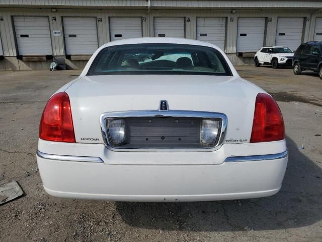 2009 Lincoln Town Car Signature Limited