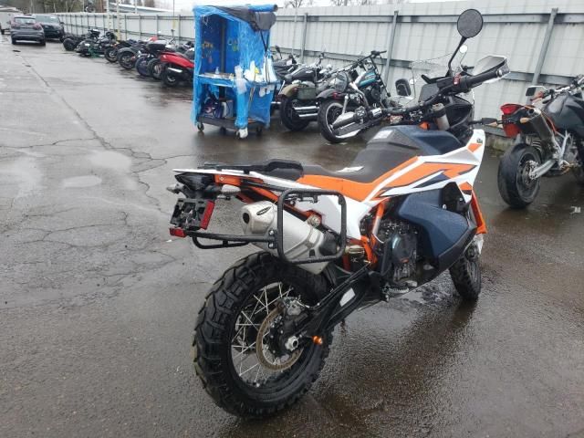 2023 KTM 890 Adventure R