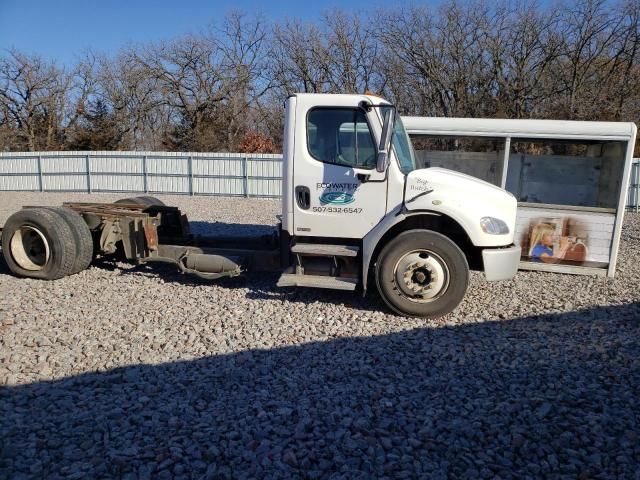 2007 Freightliner M2 106 Medium Duty