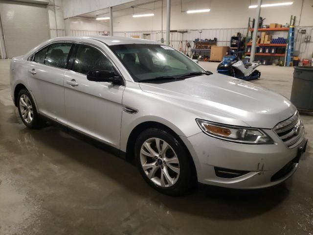 2010 Ford Taurus SEL