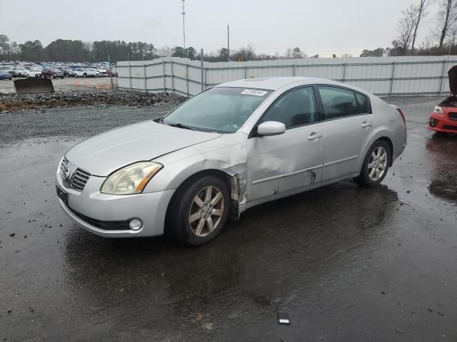 2004 Nissan Maxima SE