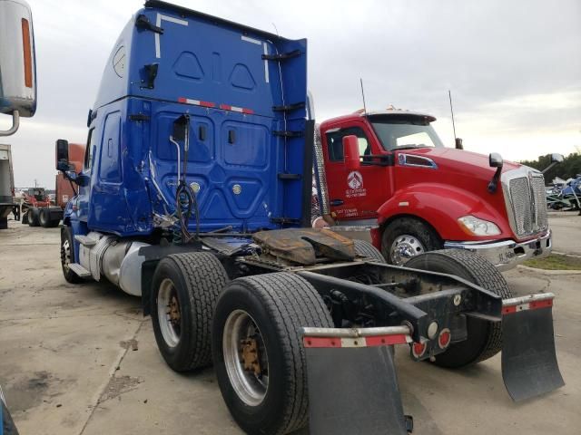 2016 Freightliner Cascadia 125