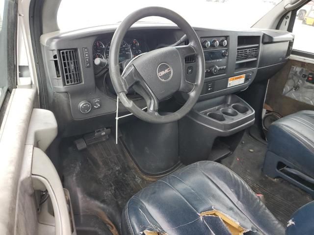 2008 GMC Savana Cutaway G3500