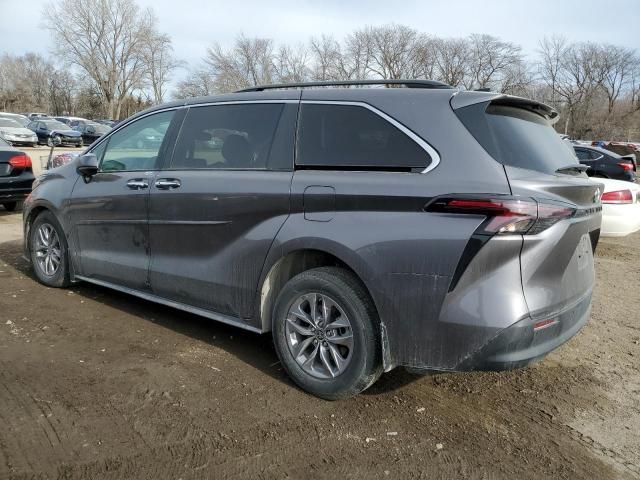 2023 Toyota Sienna XLE