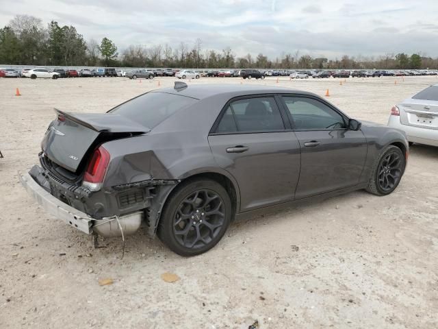 2019 Chrysler 300 Touring