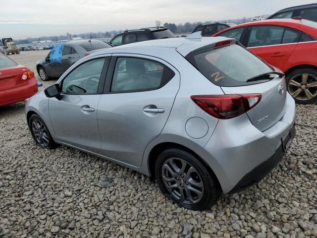 2020 Toyota Yaris LE