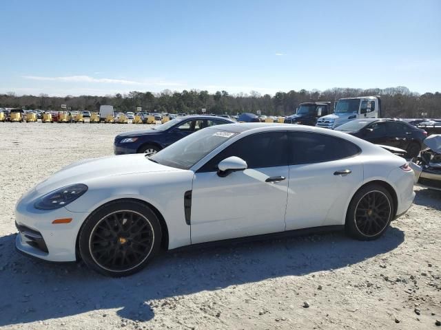 2017 Porsche Panamera 4S