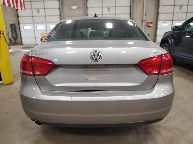 2012 Volkswagen Passat SE