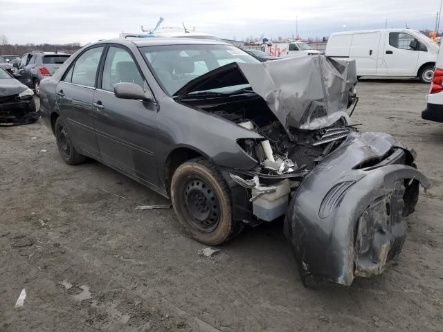 2004 Toyota Camry LE