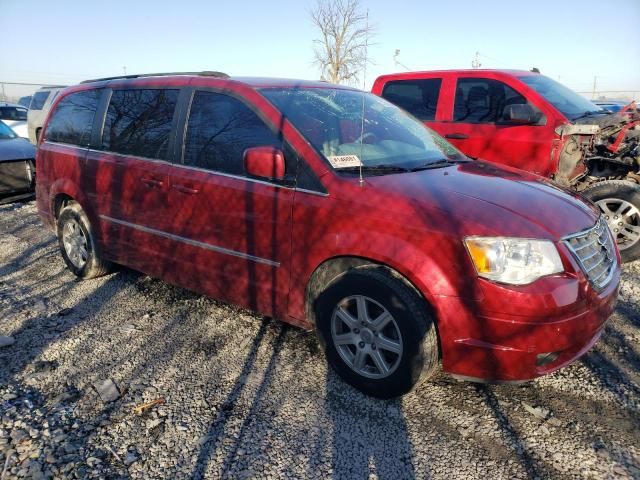 2010 Chrysler Town & Country Touring