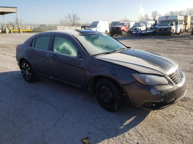 2014 Chrysler 200 Touring