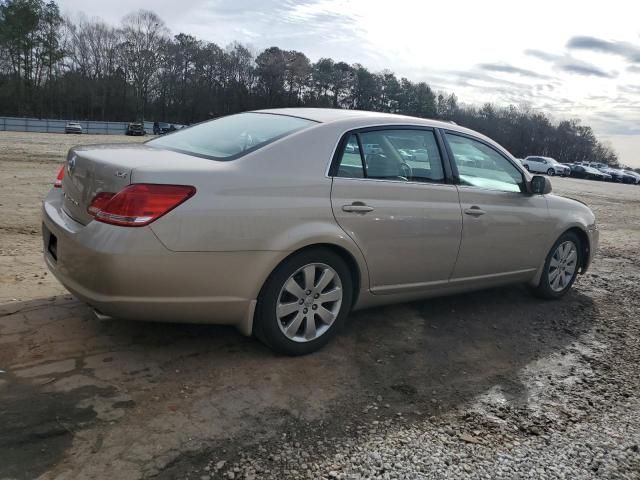 2005 Toyota Avalon XL