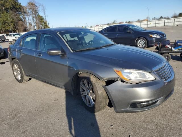 2013 Chrysler 200 Touring