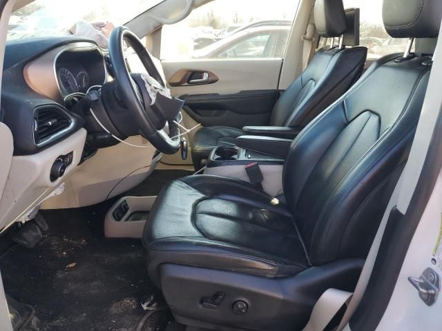 2018 Chrysler Pacifica Touring L Plus