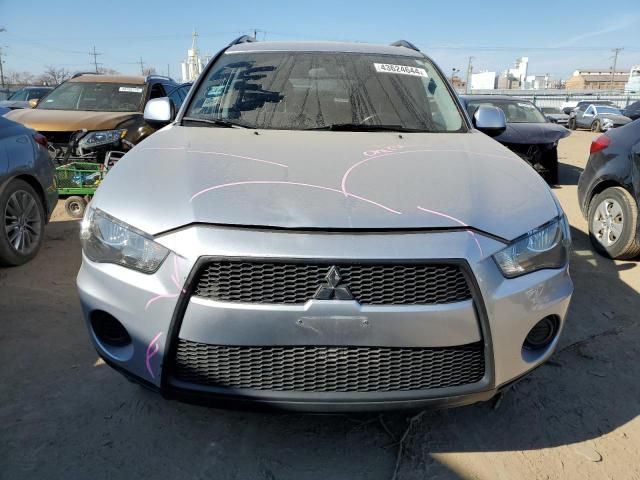 2011 Mitsubishi Outlander ES