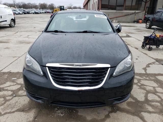 2013 Chrysler 200 Touring