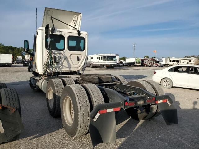 2023 Freightliner Cascadia 126