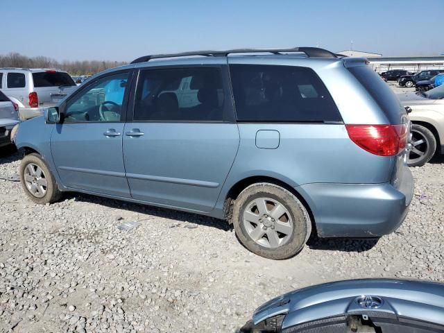 2007 Toyota Sienna XLE